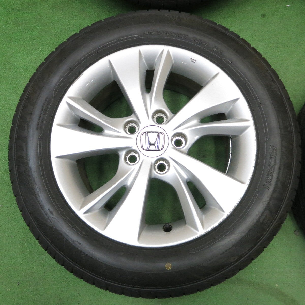 バリ溝！24年！9.5分以上★ホンダ ヴェゼル 純正 215/60R16 ダンロップ エナセーブ EC204 16インチ PCD114.3/5H★5040205ナノ