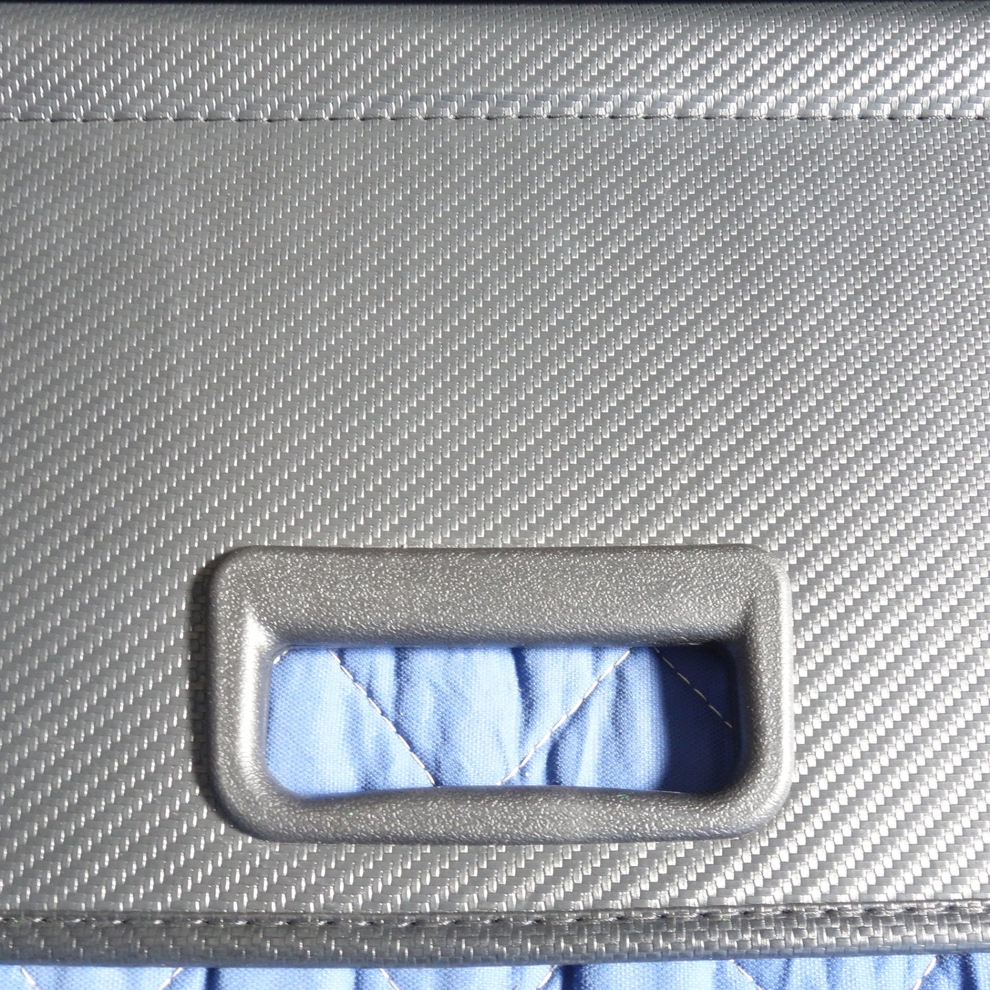 [送料無料] ☆トヨタ カローラ ツーリング 2019年9～ 社外 トノカバー  カーボン調☆