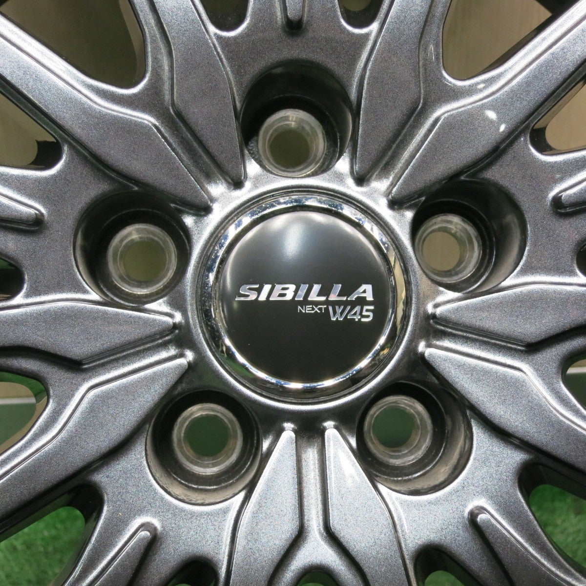 送料無料* 超バリ溝！23年！キレイ！ほぼ10分☆プリウス等 195/65R15