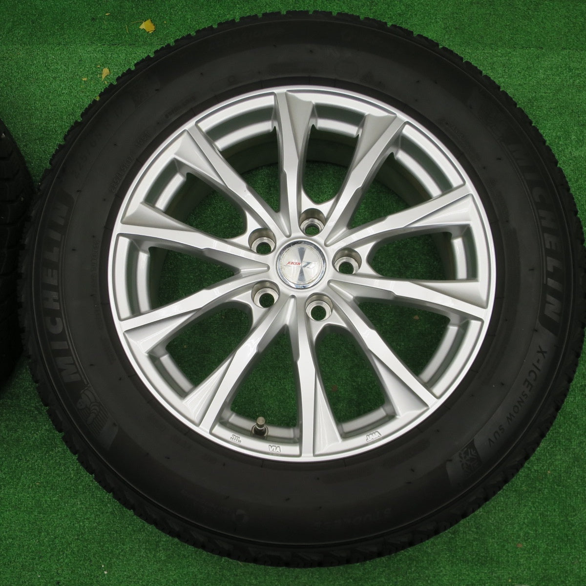 キレイ！21年★スタッドレス 225/65R17 ミシュラン X-ICE SNOW SUV JOKER ジョーカー 17インチ PCD114.3/5H★5120302NKス