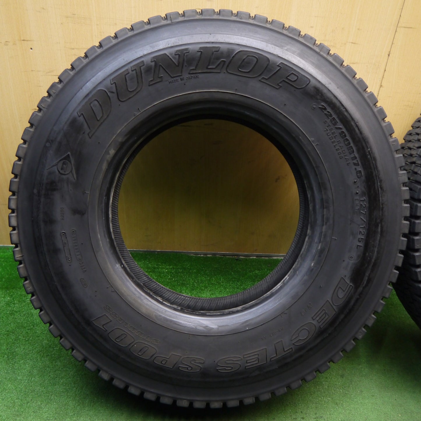 2本価格★トラック タイヤ 225/90R17.5 127/125L スタッドレス ダンロップ デクテス SP001 DECTES 17.5インチ★5062401KKスタ