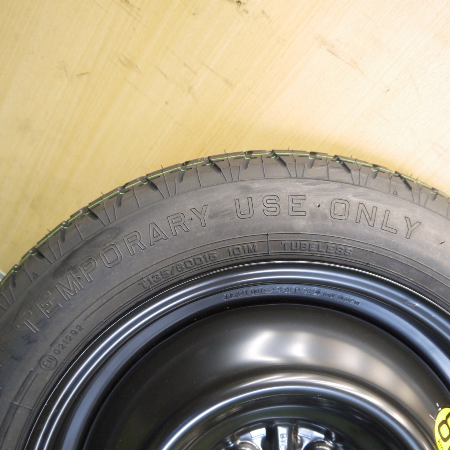未使用！25年！1本◎トヨタ 90系 ノア 純正 車載 スペア 135/80R16 ダンロップ SPACE MISER MKⅢ 16インチ PCD114.3/5H◎6061906Hノ