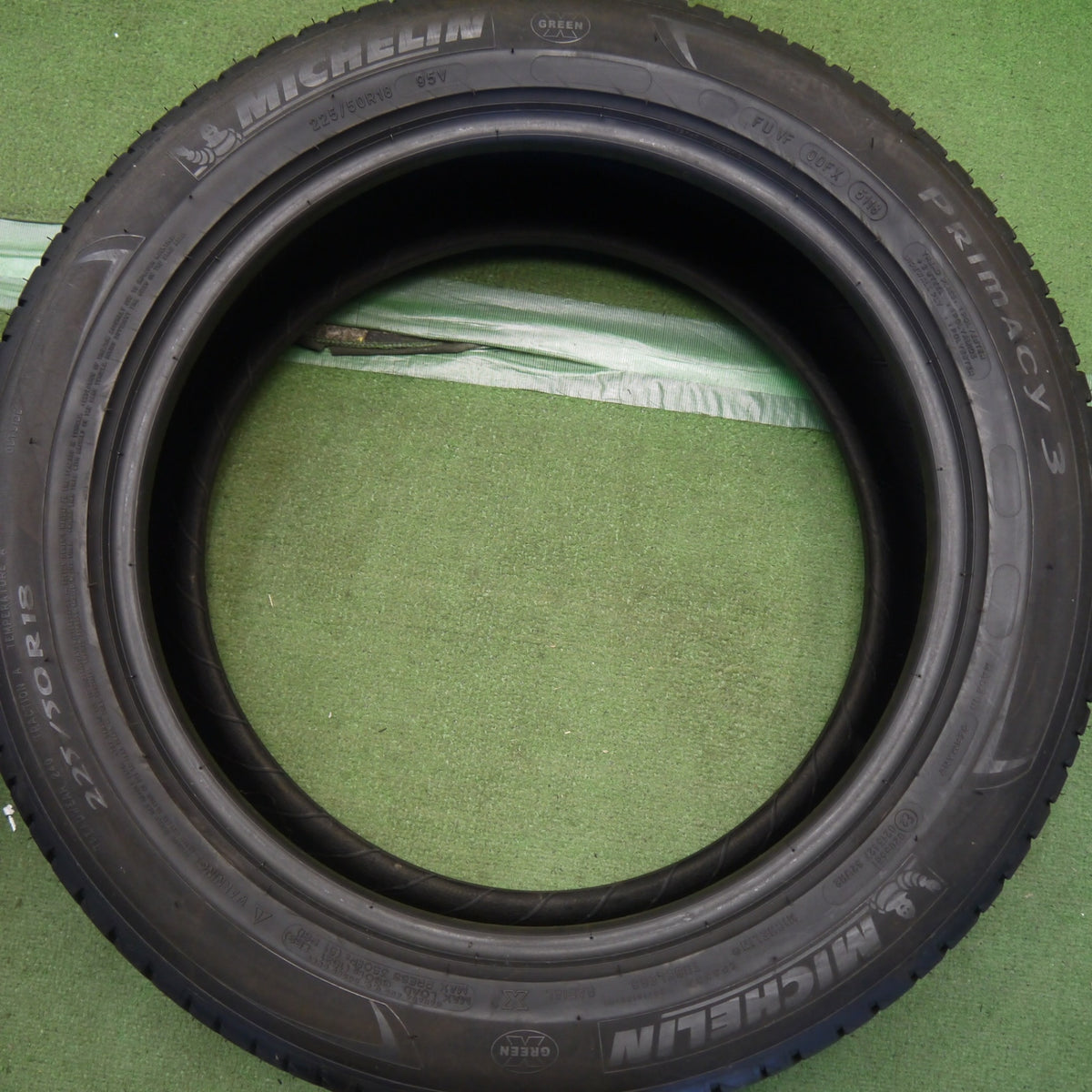 4本価格◎225/50R18 ミシュラン プライマシー3 タイヤ 18インチ カローラ クロス CH-R アルファード ヴェルファイア 等◎6100203Hノタ