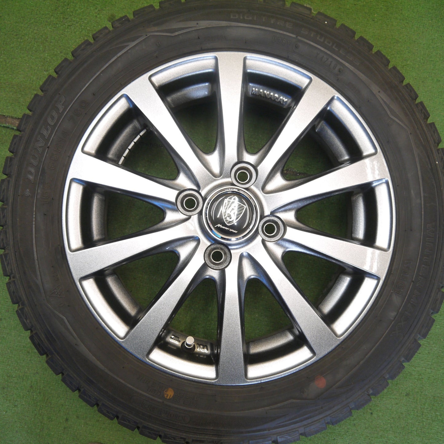 バリ溝！キレイ！9.5分以上◎スタッドレス 155/65R14 ダンロップ ウインターマックス WM01 MANARAY SPORT マナレイ スポーツ 14インチ PCD100/4H◎6070707Hス