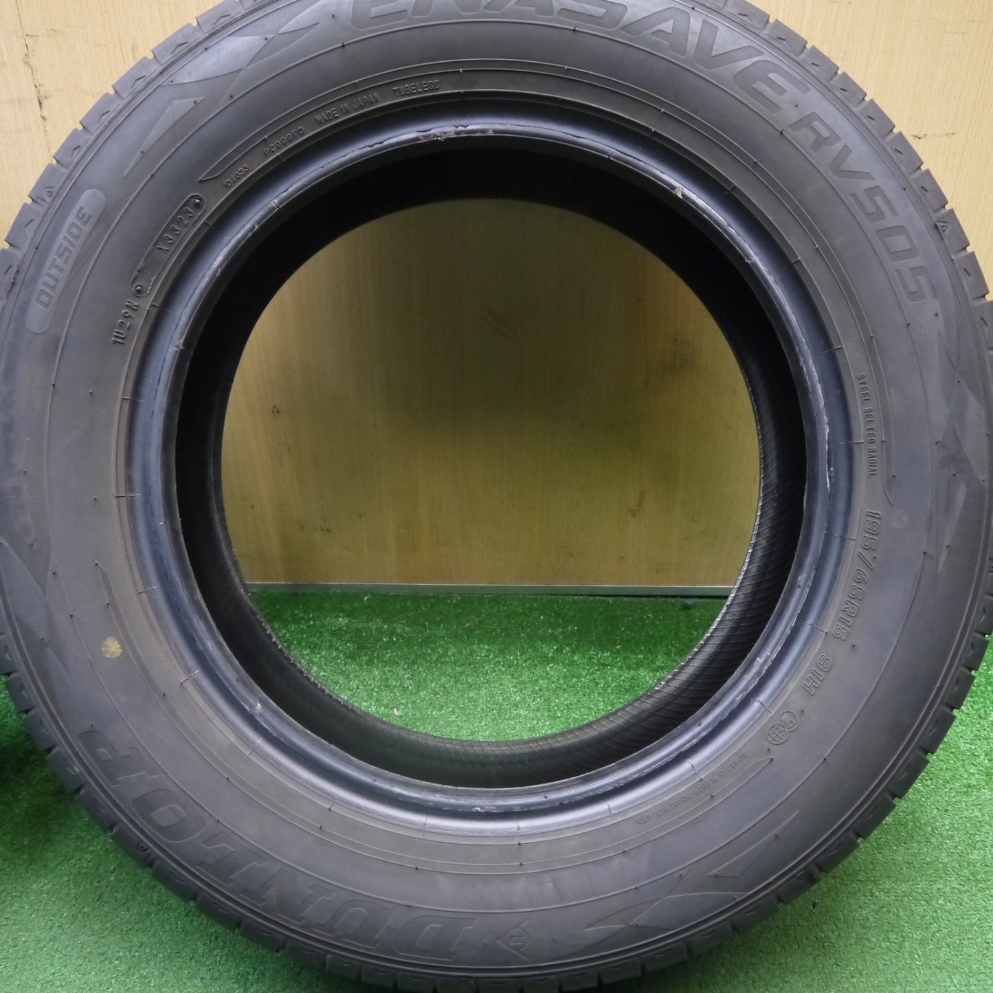 バリ溝！23年！8.5分！2本★195/65R15 ダンロップ エナセーブ RV505 タイヤ 15インチ ノア ヴォクシー プリウス セレナ 等★6040611Hノタ