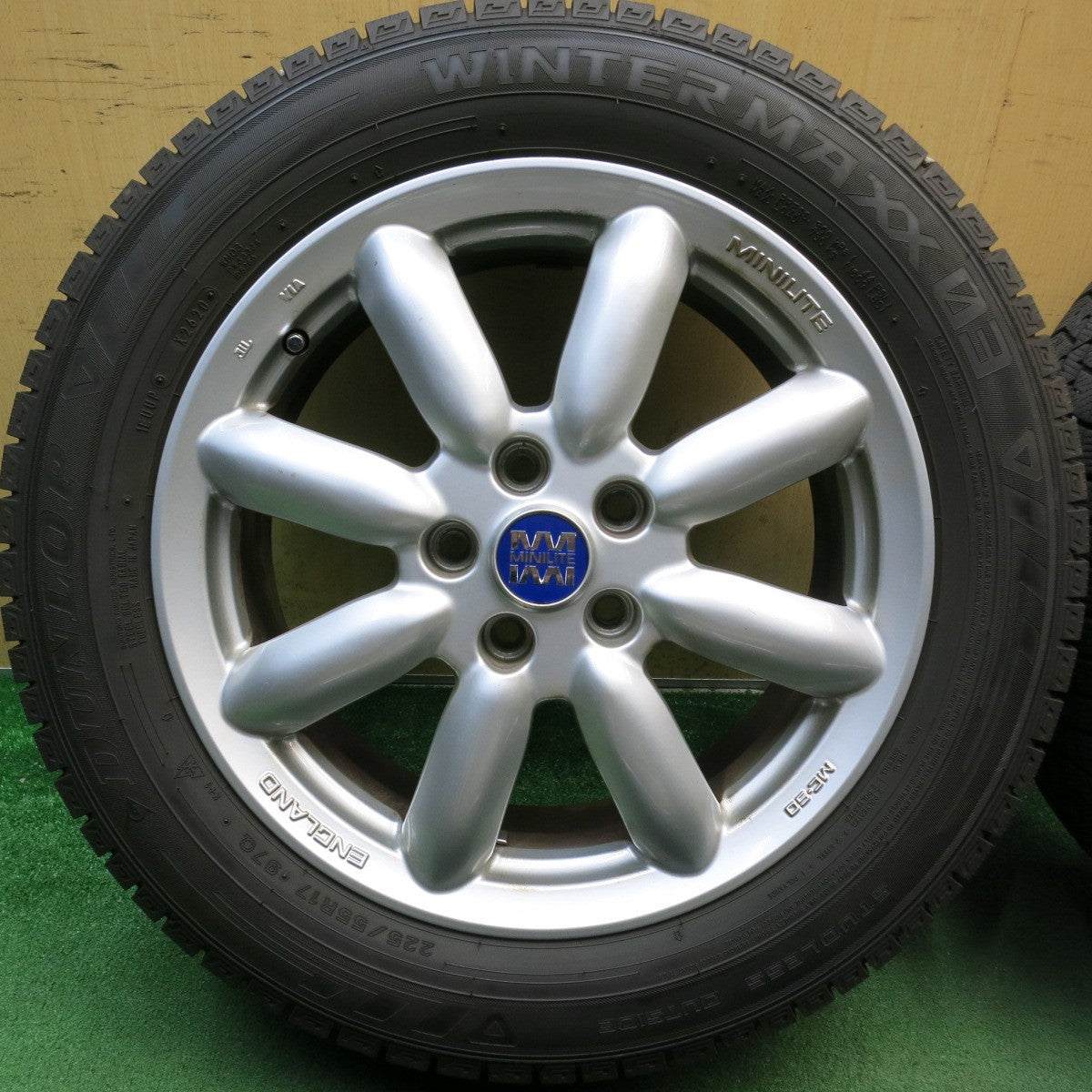 バリ溝！キレイ！9分◎ミニ 等 MINILITE MC-50 225/55R17 スタッドレス ダンロップ ウインターマックス 03 ミニライト 17インチ PCD112/5H◎6082207HAス