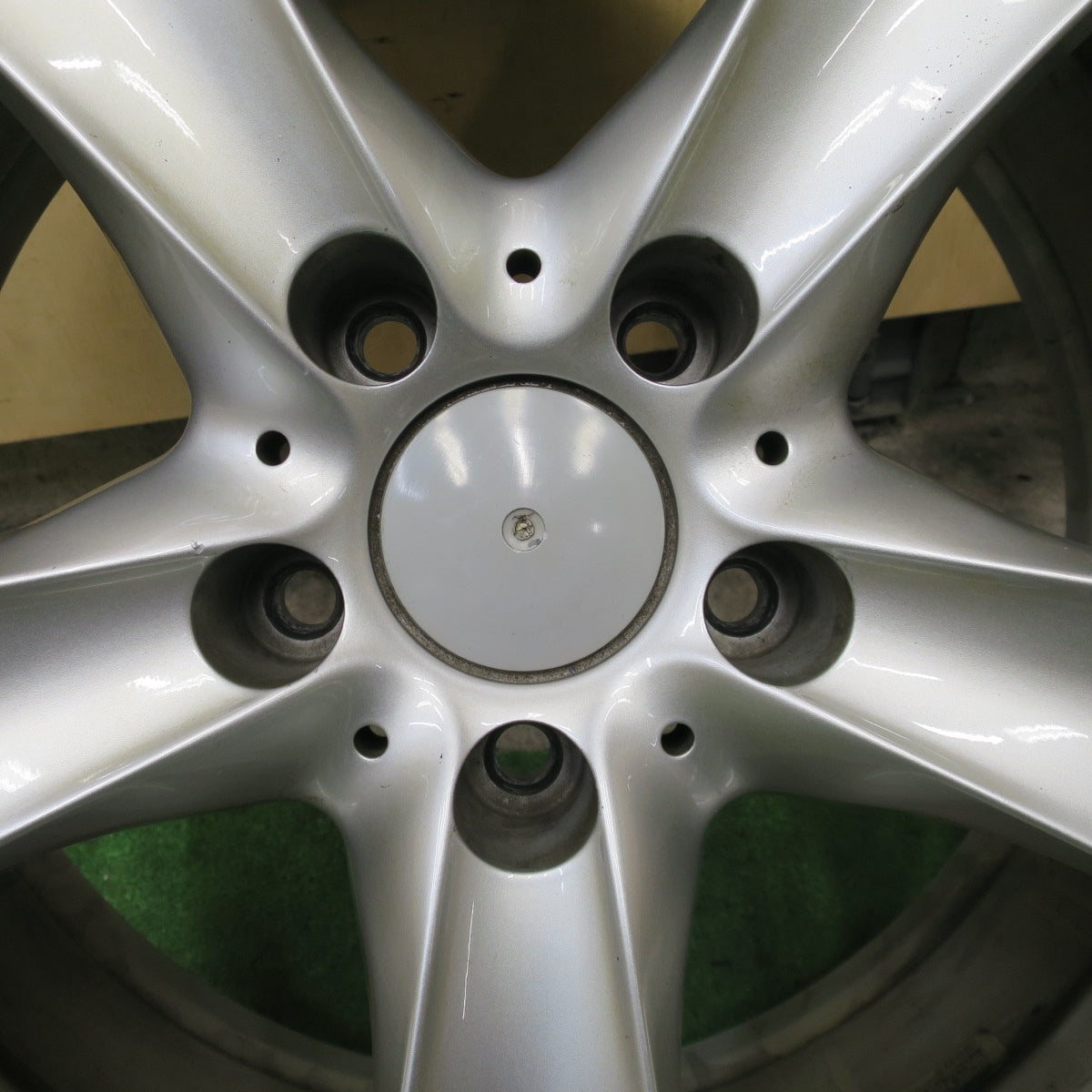 4本価格★BMW 等 AGA Bayern 18インチ ホイール 18×8J PCD120/5H★6052601NGホ
