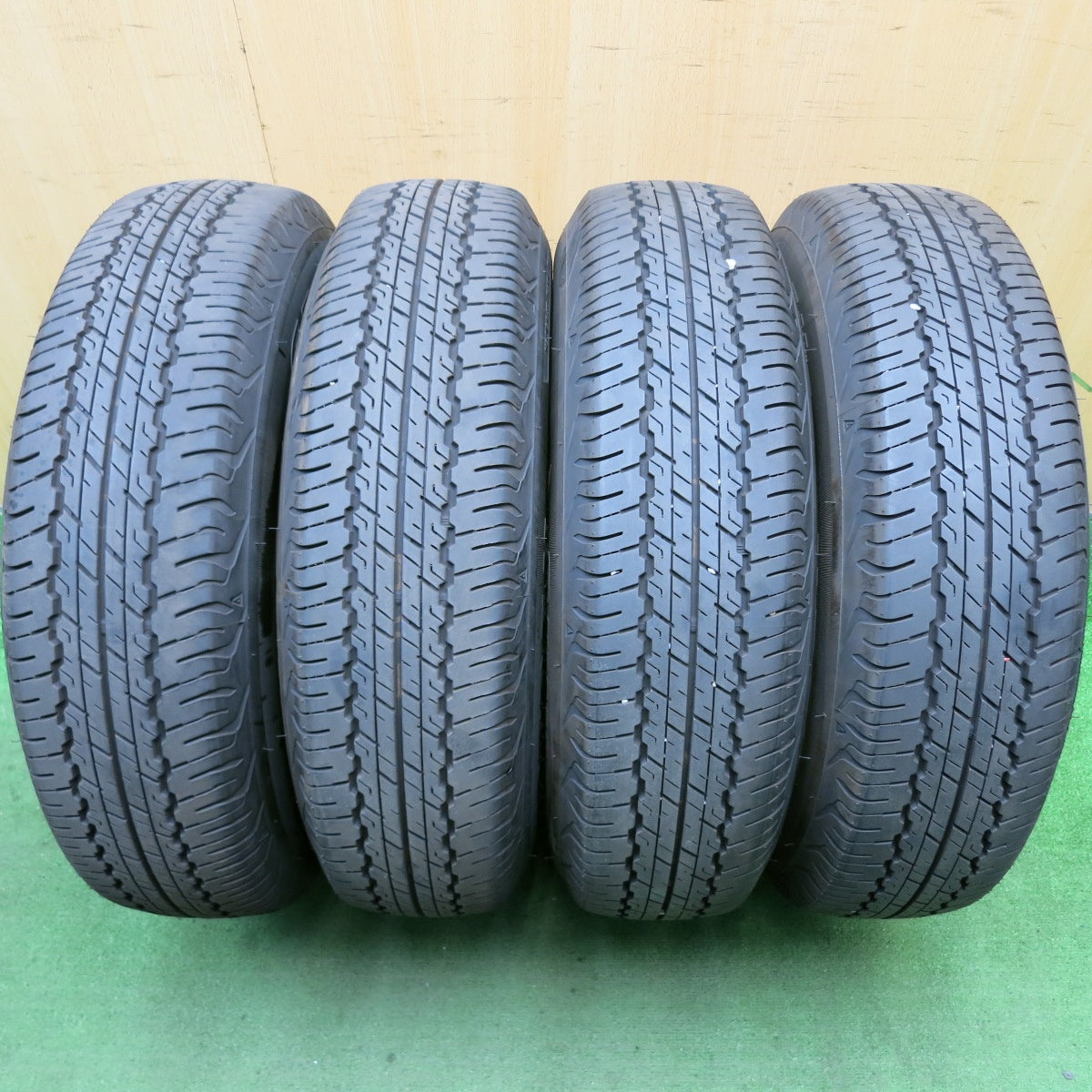 バリ溝！24年！キレイ！8.5分★スズキ JB74Ｗ ジムニー シエラ 純正 195/80R15 ダンロップ AT20 グラントレック 15インチ PCD139.7/5H★5062207HAノ