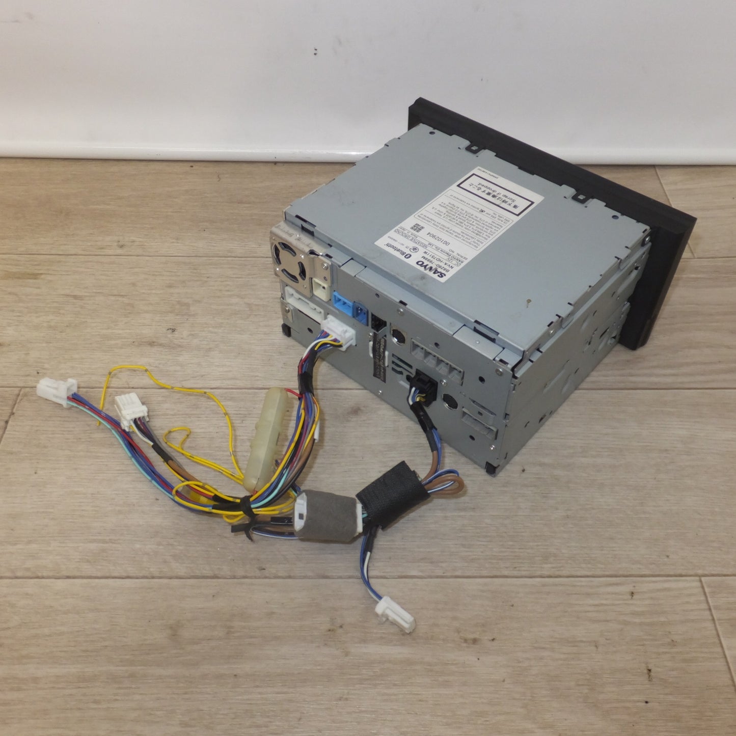 [送料無料] 現状品★三洋製 日産 純正 オリジナルナビゲーション HS511D-W B8260-7999M NVA-HD7511W[69]★