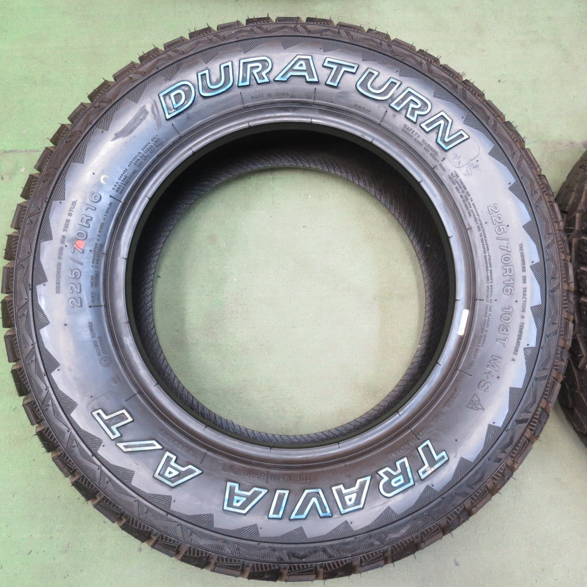 未使用！23年★225/70R16 デュラターン TRAVIA A/T DURATURN 16インチ タイヤ デリカ D:5 エクストレイル CX-5 等★6073006イノタ
