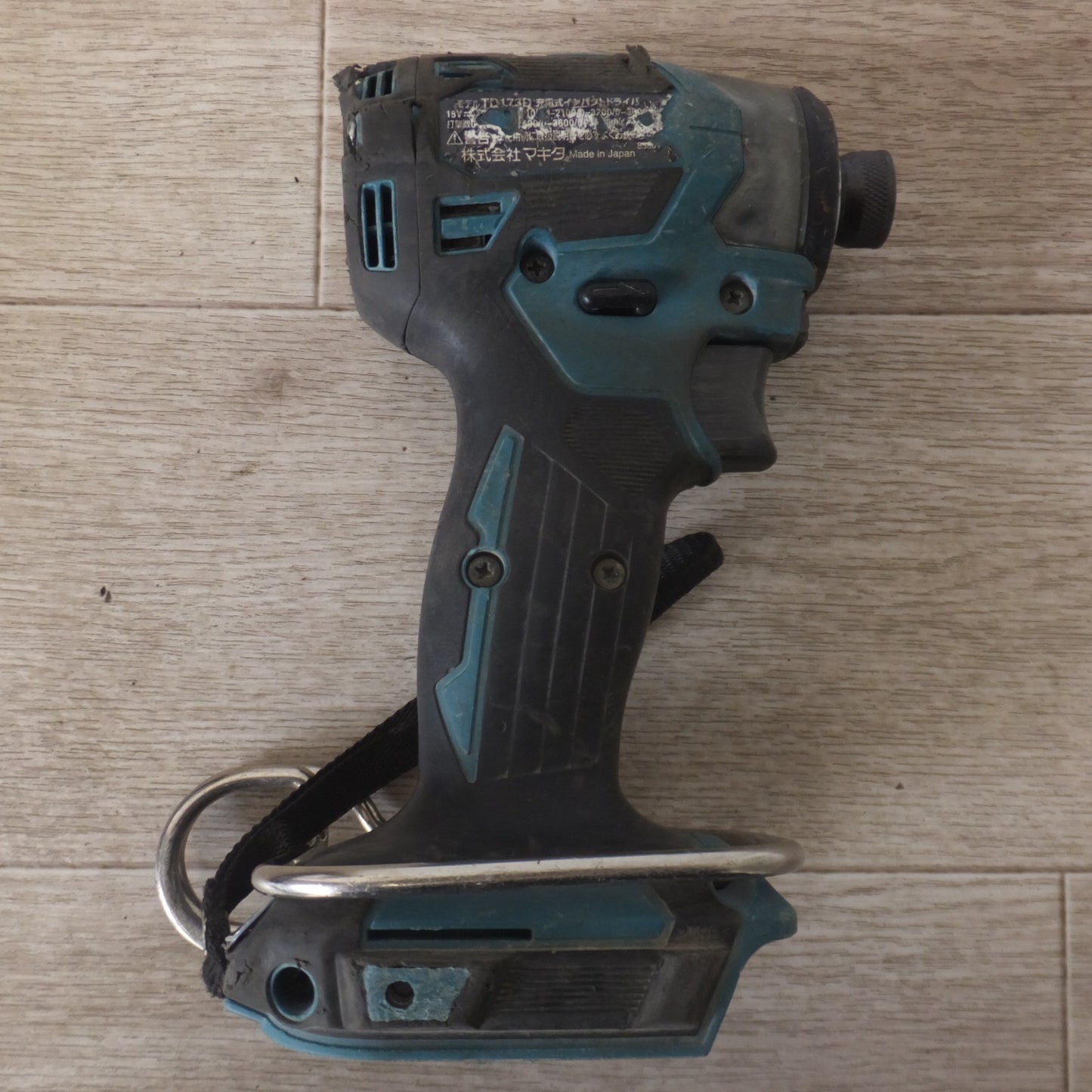 [送料無料] ★マキタ makita 充電式インパクトドライバ TD173DX 18V★