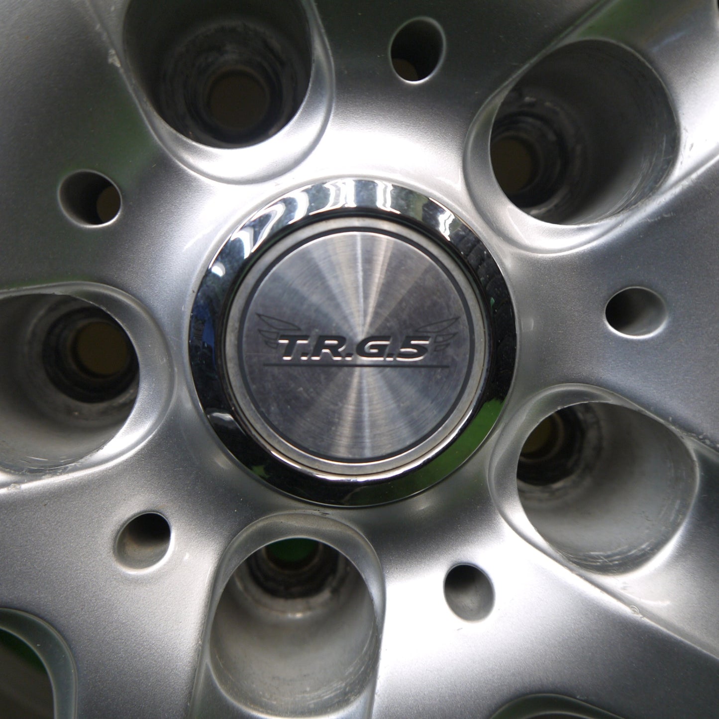 バリ溝！23年！キレイ！ほぼ10分★スタッドレス 215/60R16 ケンダ KR36 アイステック ネオ T.R.G.5 TRG5 16インチ PCD114.3/5H★5121002Hス