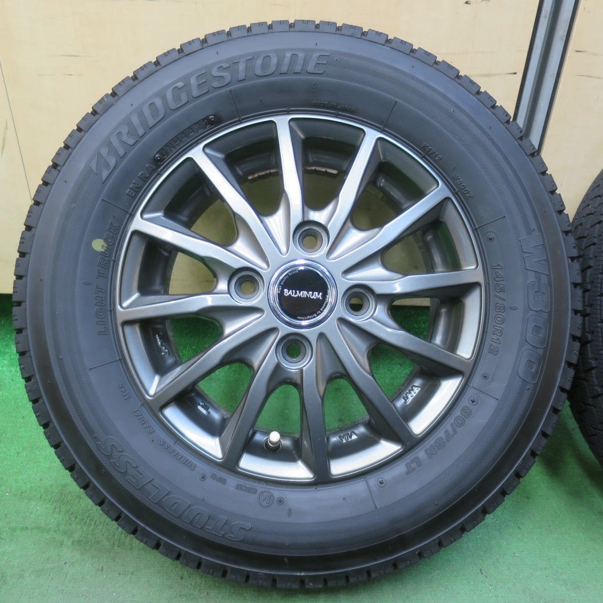 キレイ！22年★スタッドレス 145/80R12 80/78N ブリヂストン W300 BALMINUM バルミナ 12インチ PCD100/4H★5111403イス