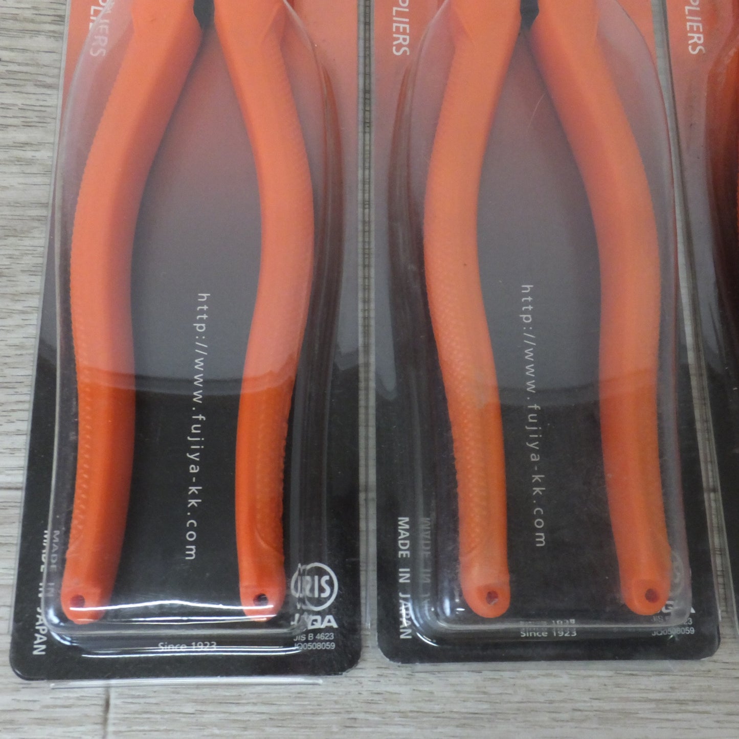 [送料無料] 未使用★フジ矢 FUJIYA ペンチ 樹脂グリップ付 No.1050-200 200mmSIZE 7点 セット★