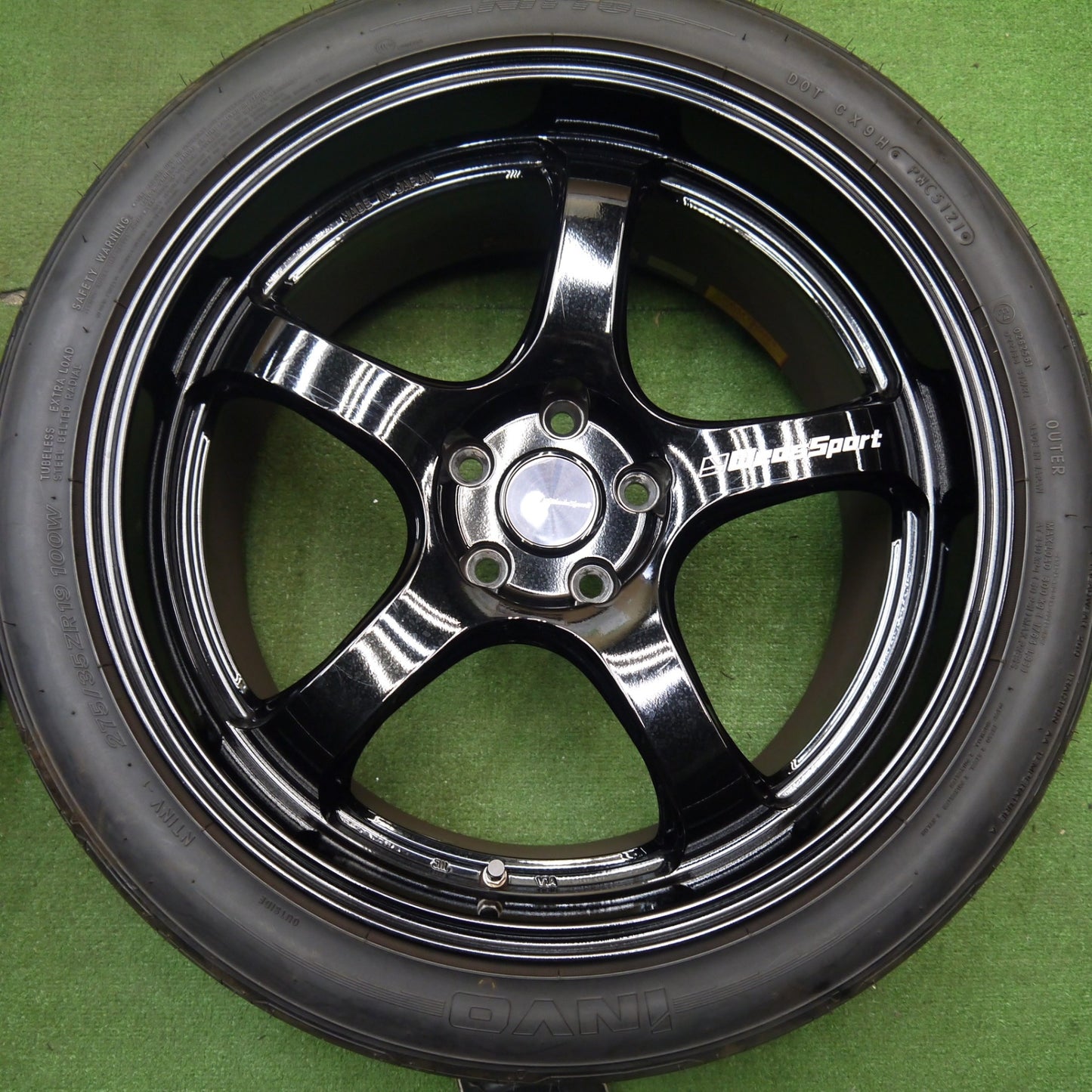 [送料無料] センサー付！バリ溝！22年！9.5分★スープラ 等 WedsSport RN-05M 255/35R19 275/35R19 ニットー iNVO 19インチ ウェッズスポーツ PCD112/5H★5040107Hノ