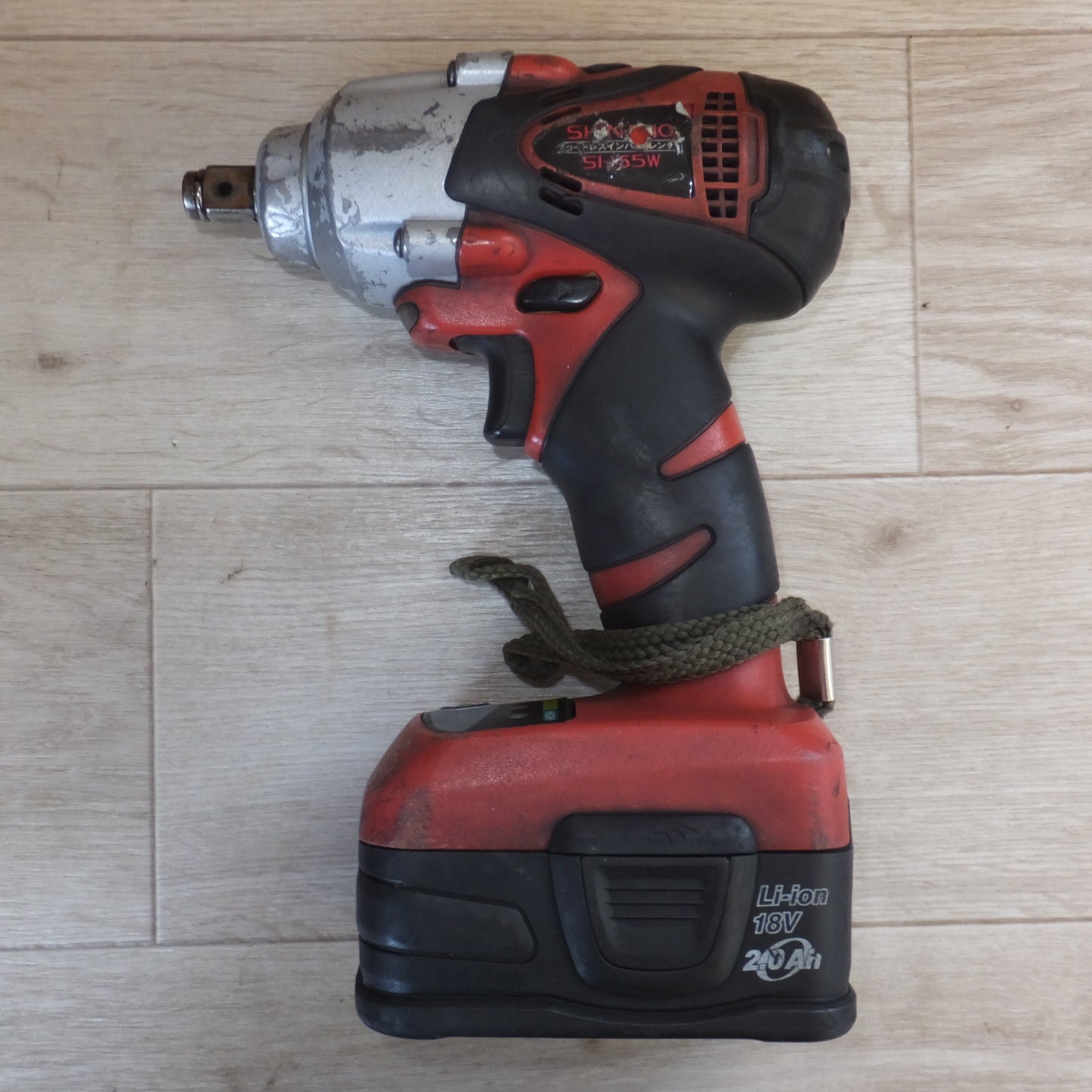 [送料無料] ★信濃機販 SHINANO 12.7mm角(1/2") コードレス・インパクトレンチ SI-165W DC18V★