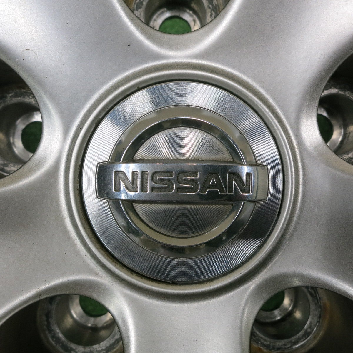 【中古美品】V36系　スカイライン　純正アルミホイール　PCD114.3×5穴　YOKOHAMA ADVAN FLEVA 4本セット！ NISSAN ニッサン スカイライン V36系 370GT タイプS 純正 ホイール 4本