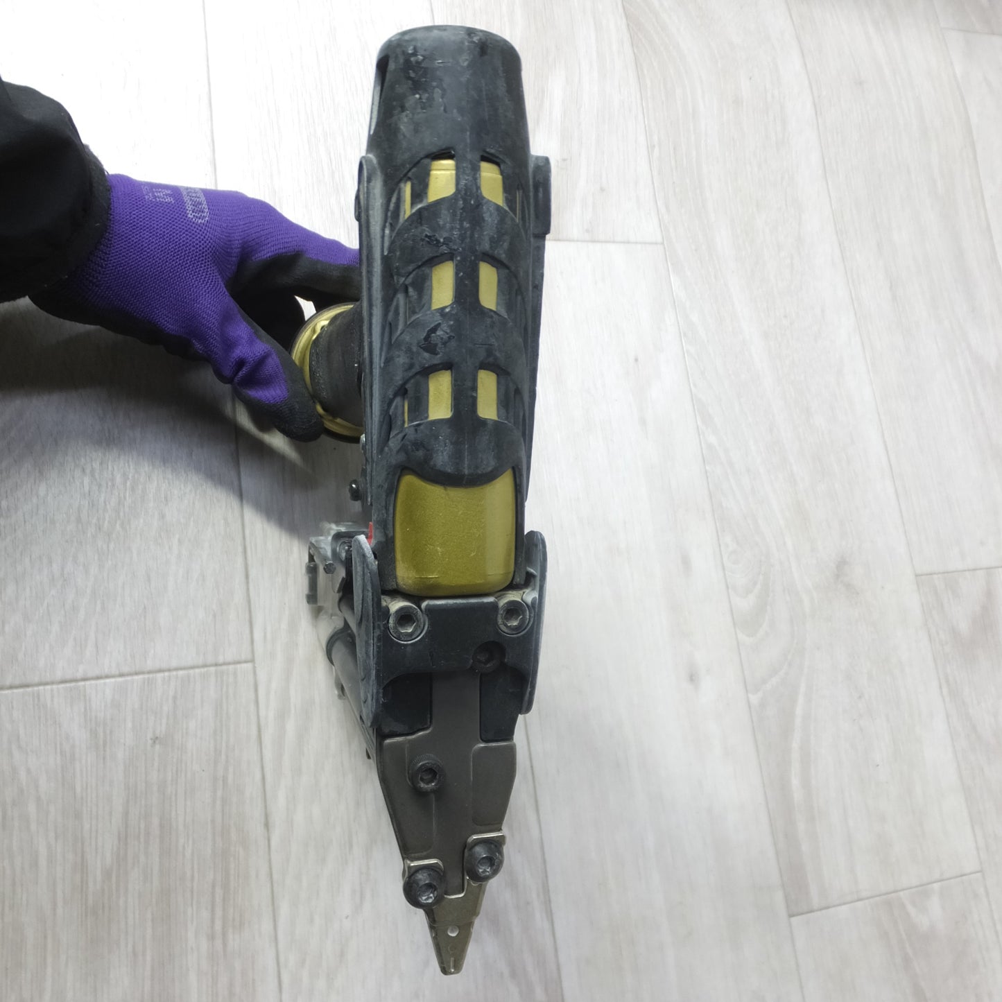 [送料無料] ◆HITACHI 日立工機 55mm 高圧ピン釘打機 NP55HM 釘打ち機 エアツール◆