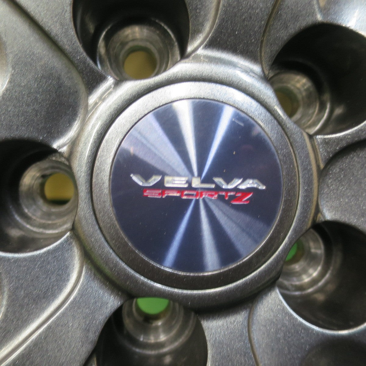 バリ溝！22年！キレイ！9.5分以上★プリウス 等 195/65R15 スタッドレス ブリヂストン ブリザック VRX2 VELVA SPORTZ ヴェルヴァ 15インチ PCD100/5H★6012005イス