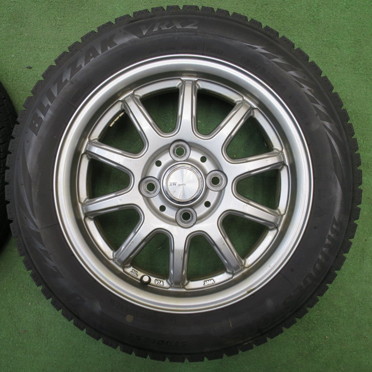 バリ溝！23年！9.5分以上★スタッドレス 155/65R14 ブリヂストン ブリザック VRX2 BW Sport BWスポーツ 14インチ PCD100/4H★6031803NJス