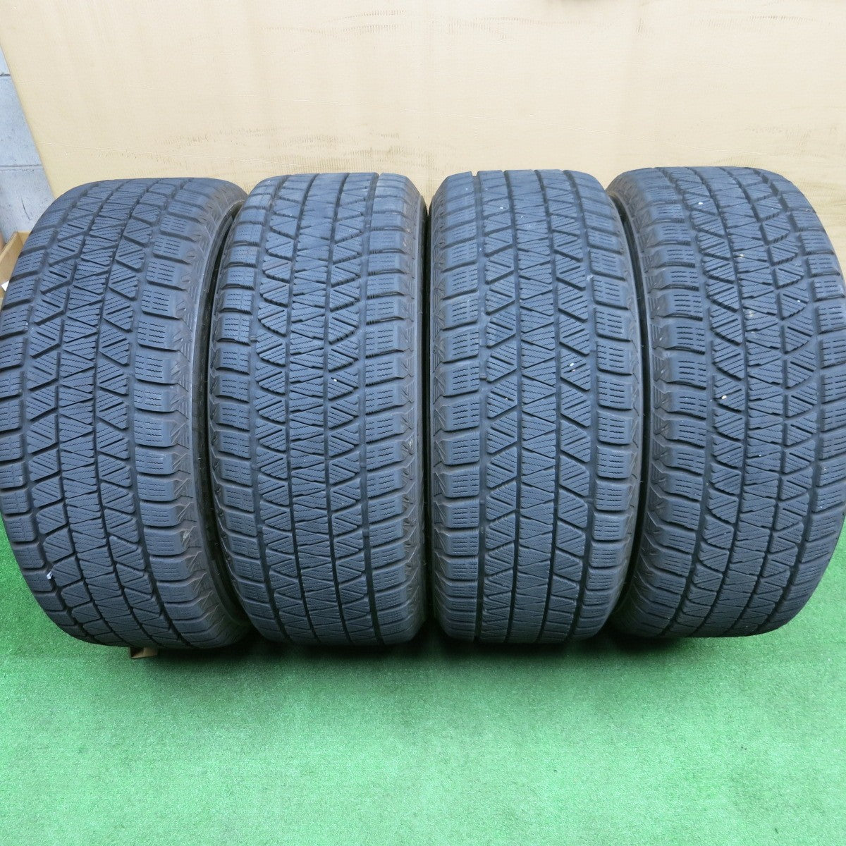 バリ溝！23年！キレイ！9.5分★ベンツ GLEクラス W167 純正 AMG 275/50R20 スタッドレス ブリヂストン ブリザック DM-V3 20インチ PCD112/5H★6020803NKス