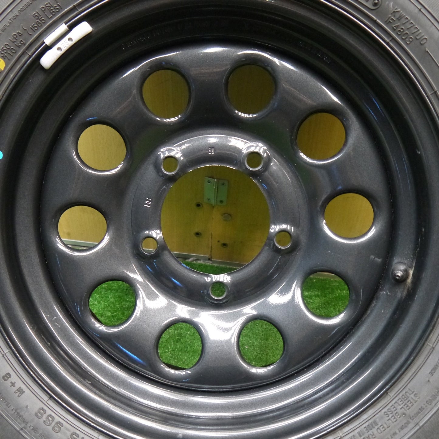 未使用！24年！1本！カバー付き★スズキ ジムニー シエラ 純正 スチール 195/80R15 ダンロップ AT20 グラントレック スペア PCD139.7/5H★5062302Hノ