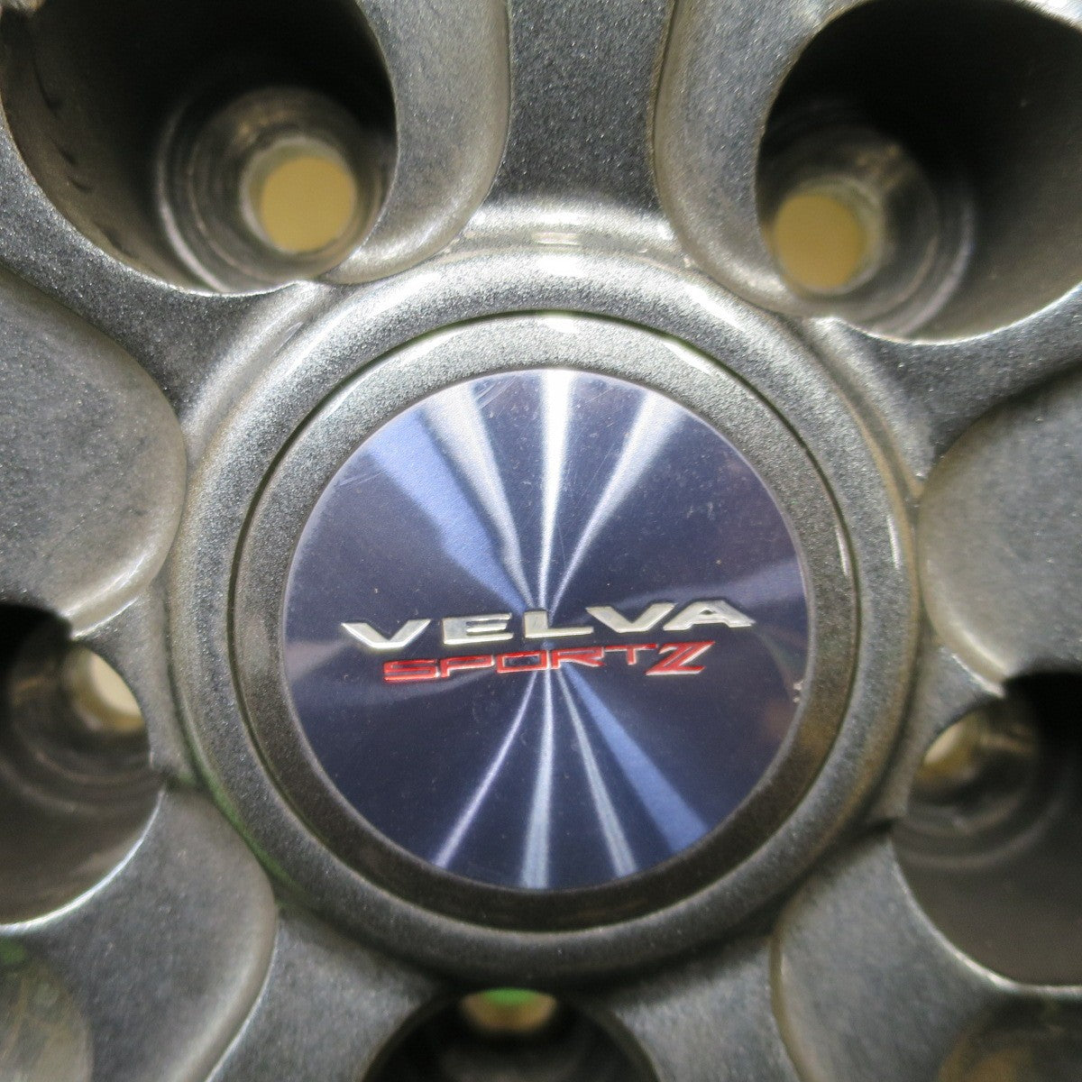 キレイ★VELVA SPORTZ ヴェルヴァ 17インチ ホイール 17×7J PCD114.3/5H★6042705NGホ