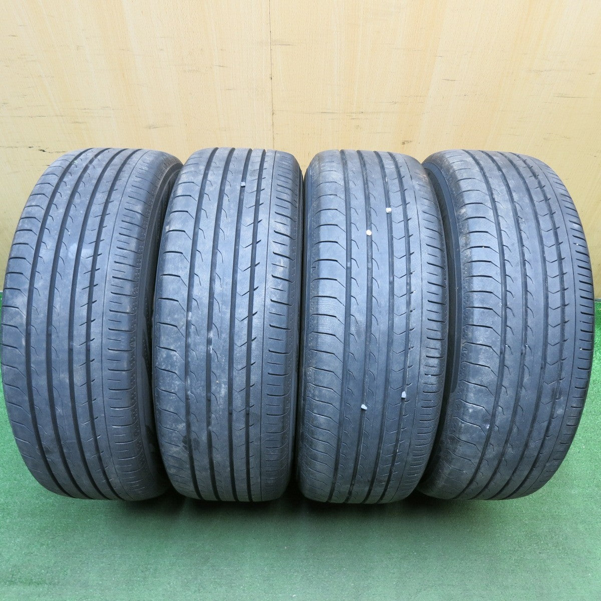 バリ溝！24年！9分★トヨタ 50系 エスティマ 純正 215/60R17 ヨコハマ BluEarth-RV RV03 ブルーアース 17インチ PCD114.3/5H★6032302HAノ