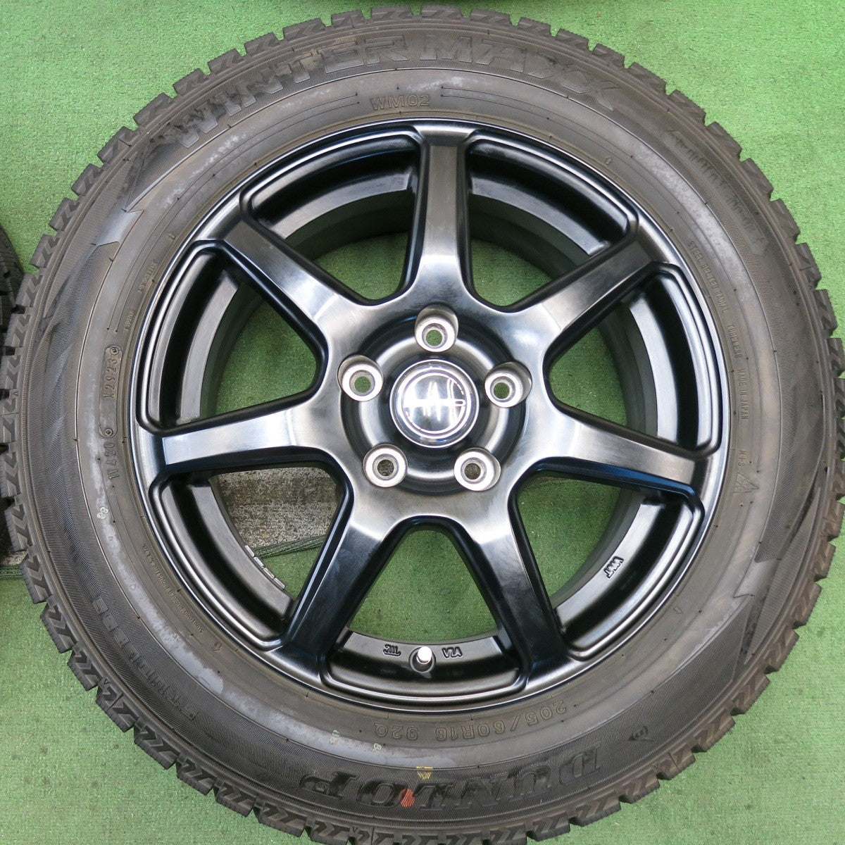 バリ溝！23年！9.5分以上◎スタッドレス 205/60R16 ダンロップ ウインターマックス WM02 PRD 社外 アルミ 16インチ PCD114.3/5H◎6090301HAス