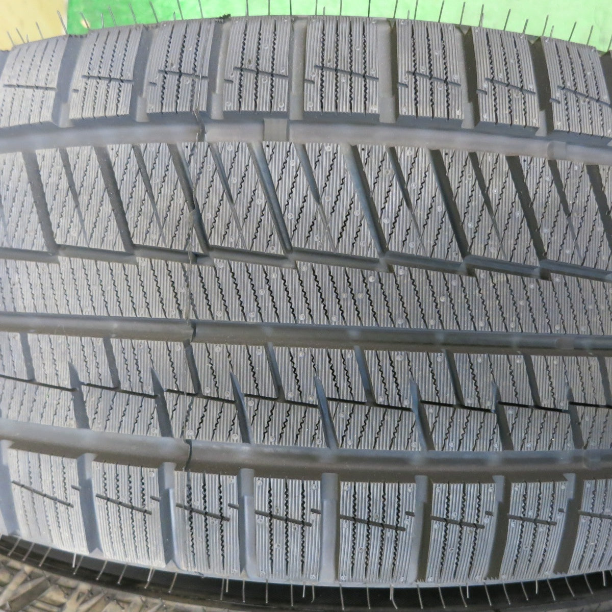 未使用！24年◎スタッドレス 215/55R17 グリップマックス GRIP ICE X ESTROSA エステローザ 17インチ PCD114.3/5H◎6061303HAス