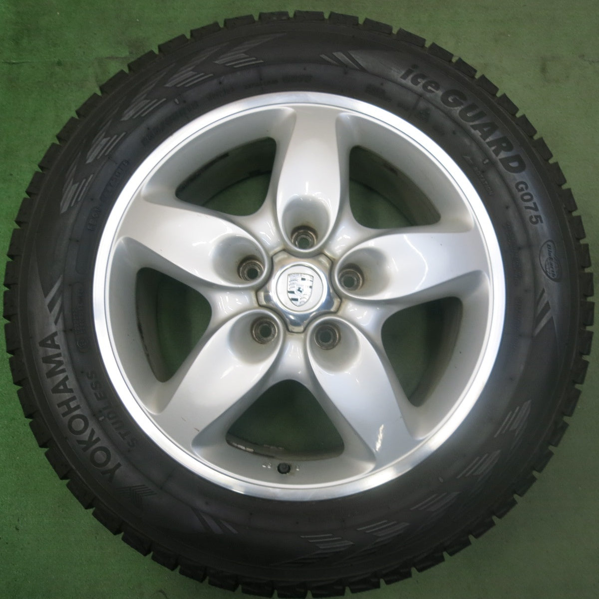 バリ溝！9.5分★ポルシェ カイエン 955 純正 BBS 255/55R18 スタッドレス ヨコハマ アイスガード G075 18インチ PCD130/5H★5110702SKス