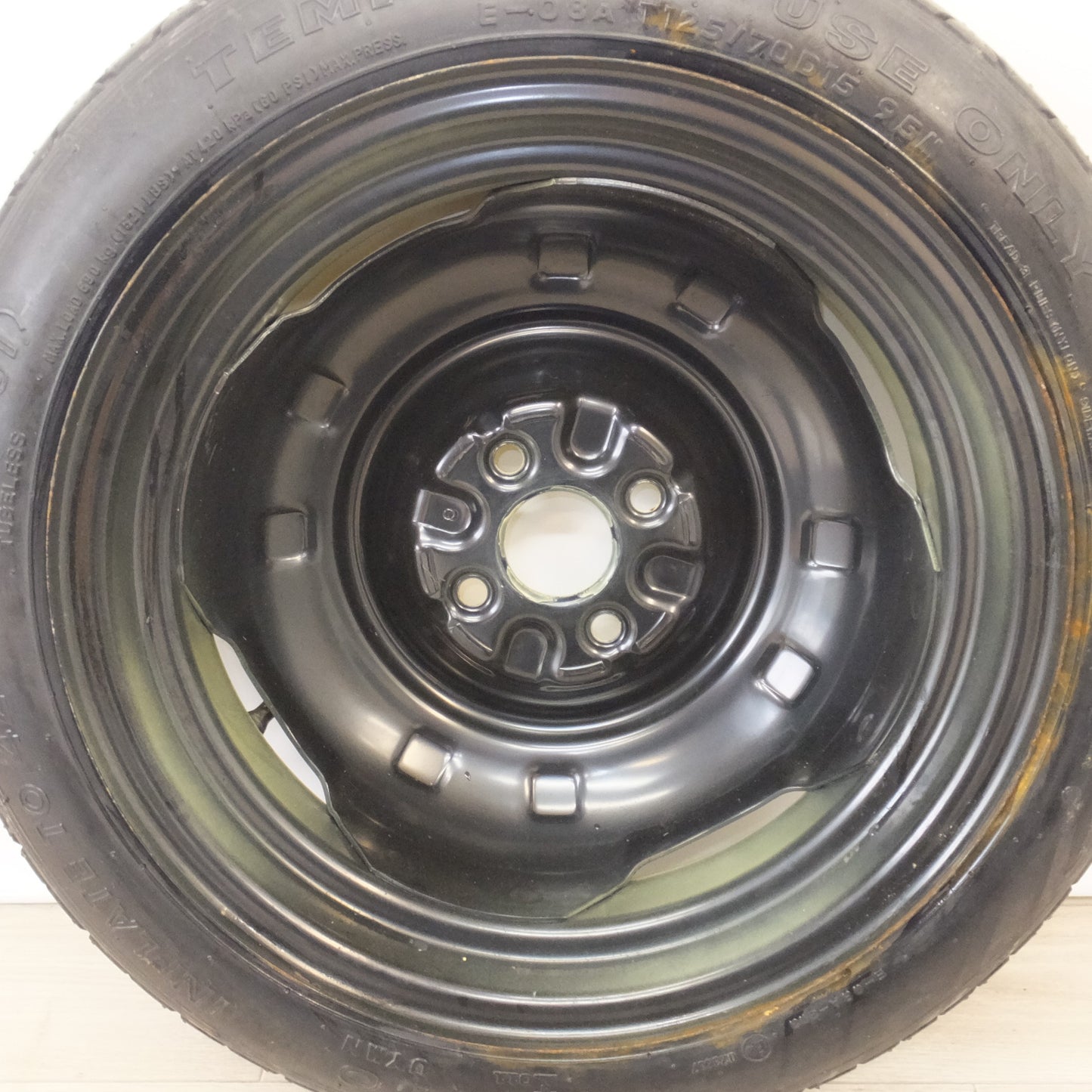 [送料無料] 未使用★トーヨー TOYO INFLATE TO 420kPa(60PSi) T125/70D15 95M 10年製 スペヤタイヤ 1本 マツダ デミオ 搭載品★