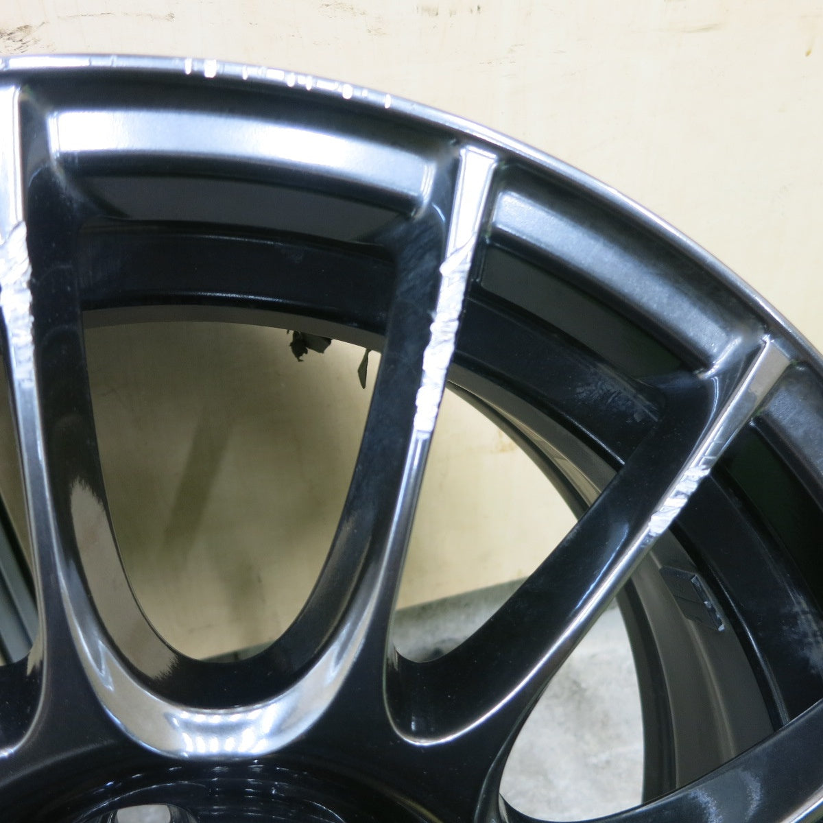 [送料無料] 1本価格★wedsSport AMF SA-72R ウェッズスポーツ 16インチ ホイール 16×6.5J PCD100/4H★4110202ナホ