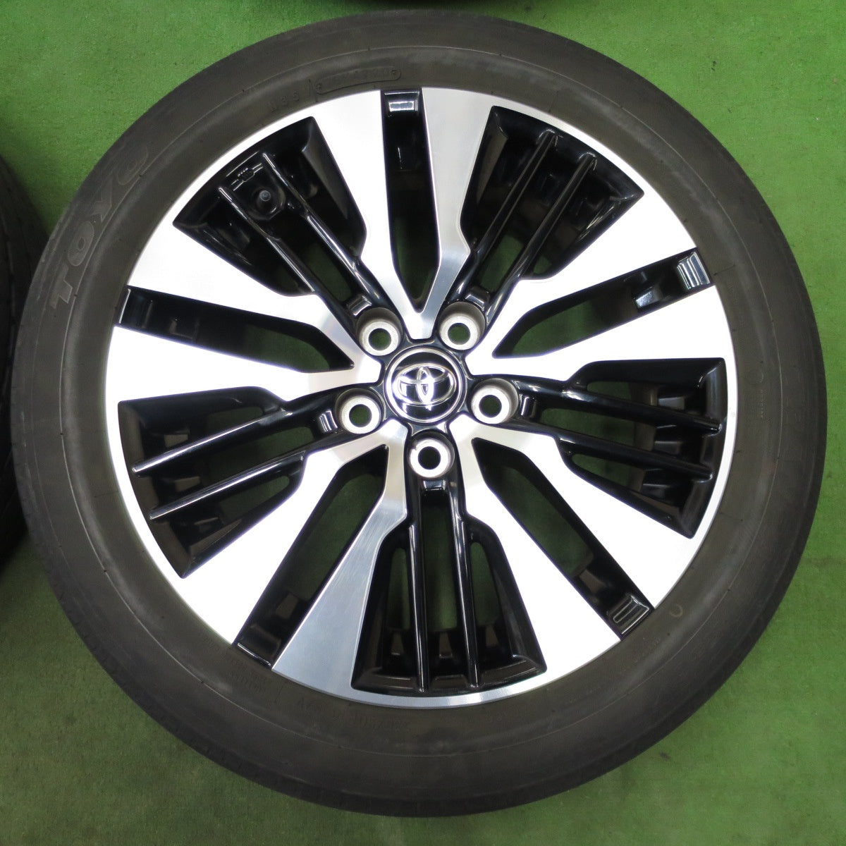 キレイ★トヨタ 30系 アルファード ヴェルファイア SC ZG 純正 235/50R18 トーヨー トランパス R30 18インチ PCD114.3/5H★6021603ナノ