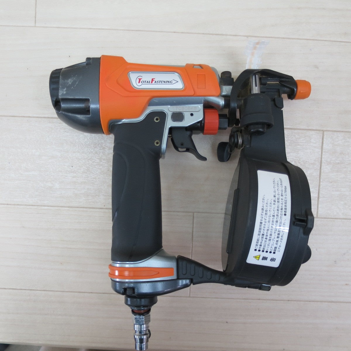 キレイ！付属品付き☆TOTAL FASTENING ポケット 釘打機 TF32P 釘打ち機 コイル ネイラ トータルファスニング エアー ツール 工具☆