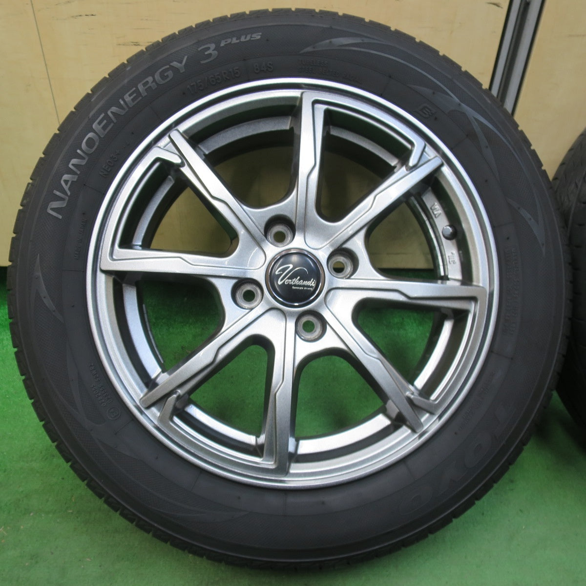 [送料無料] キレイ！22年★175/65R15 トーヨー ナノエナジー3 プラス ブリヂストン ネクストリー エコピア Verthandi ヴェルサンディ ヴェルザンディ 15インチ PCD100/4H★5021703イノ