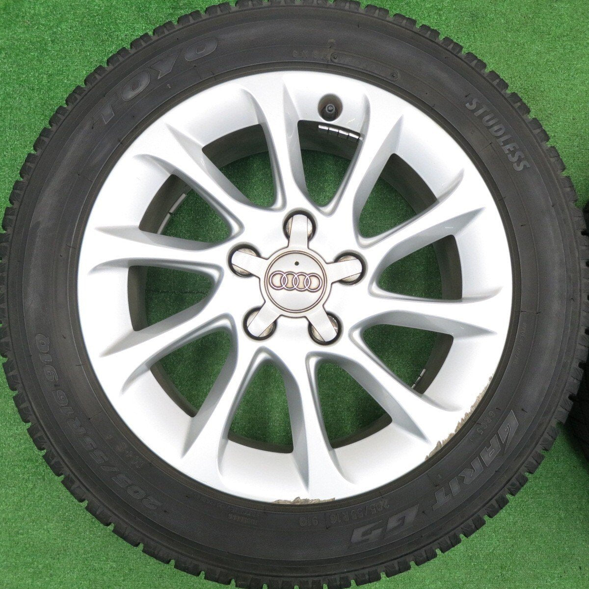 バリ溝！9.5分★アウディ 8V A3 純正 205/55R16 スタッドレス トーヨー ガリット G5 16インチ PCD112/5H★4111503HAス