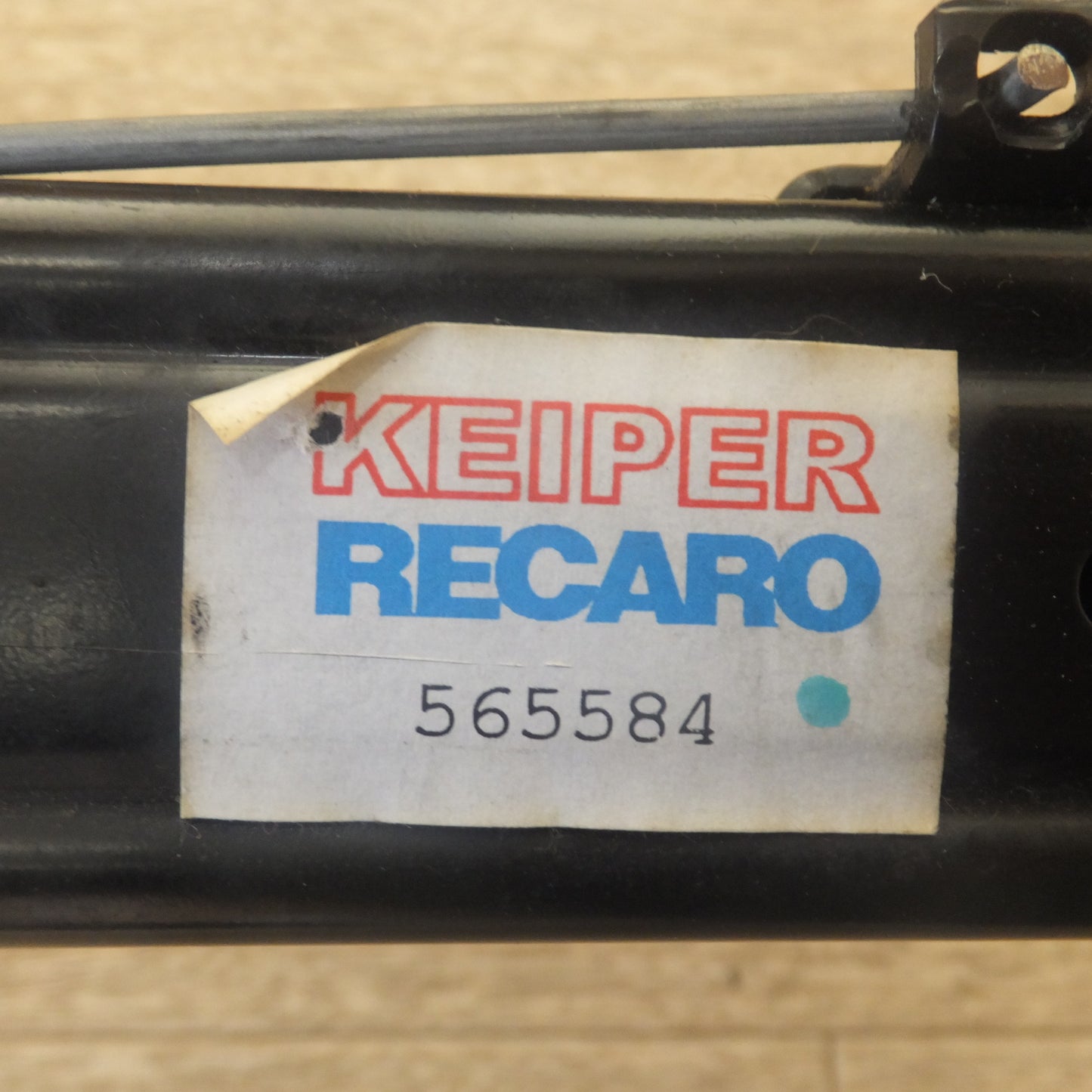 [送料無料] ★レカロ RECARO シートレール 2081.836.2　日産 スカイライン V36 R R★