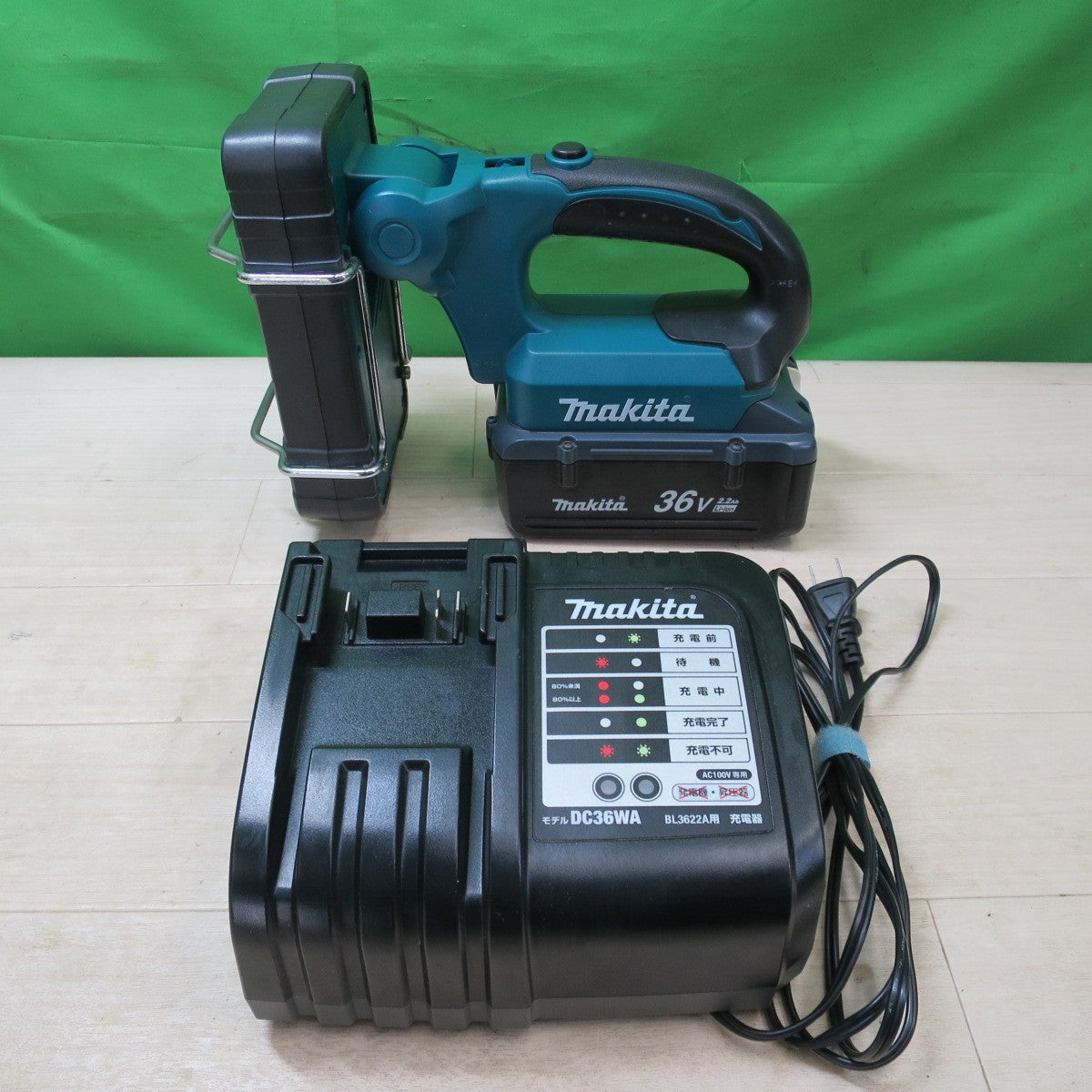 [送料無料] キレイ☆マキタ 充電式 蛍光灯 ML360 充電器 DC36WA ライト 照明 器具 バッテリー BL3622A 36V コードレス makita☆