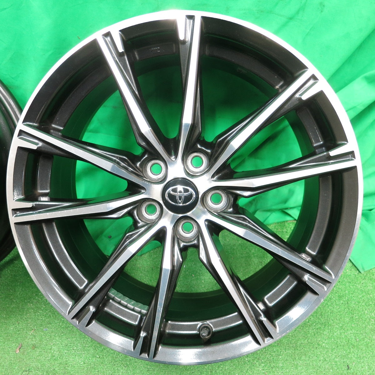 ハチロク純正ホイール 送料無料* キレイ☆トヨタ ZN6 86 後期 純正 ホイール 17インチ 17×7J