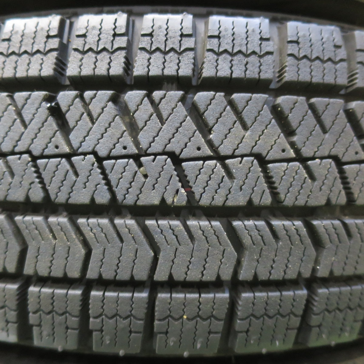 バリ溝！24年！9分◎スタッドレス 155/65R14 ブリヂストン ブリザック VRX2 スチール ホイール 14インチ PCD100/4H◎6093004イス