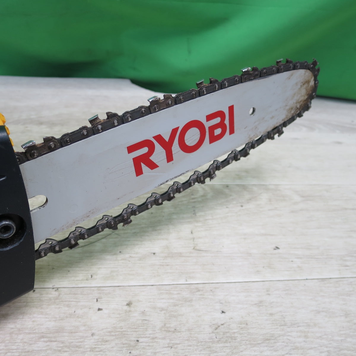 [送料無料] キレイ☆RYOBI リョービ チェンソー CS-2501 チェーンソー 切断機☆