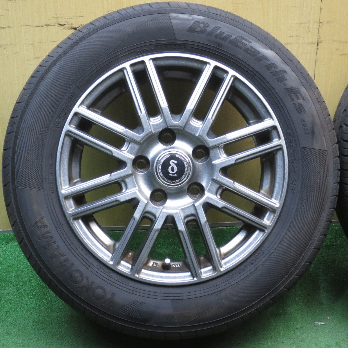4本価格！23年★195/65R15 ヨコハマ BluEarth-ES ES32 Tirado ティラード 15インチ PCD114.3/5H★5082904NJノ