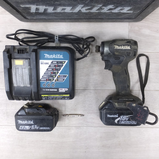 [送料無料] バッテリー2個◆マキタ 充電式 インパクト ドライバ 18V TD173D 充電器 ケース 付き 電動 工具◆