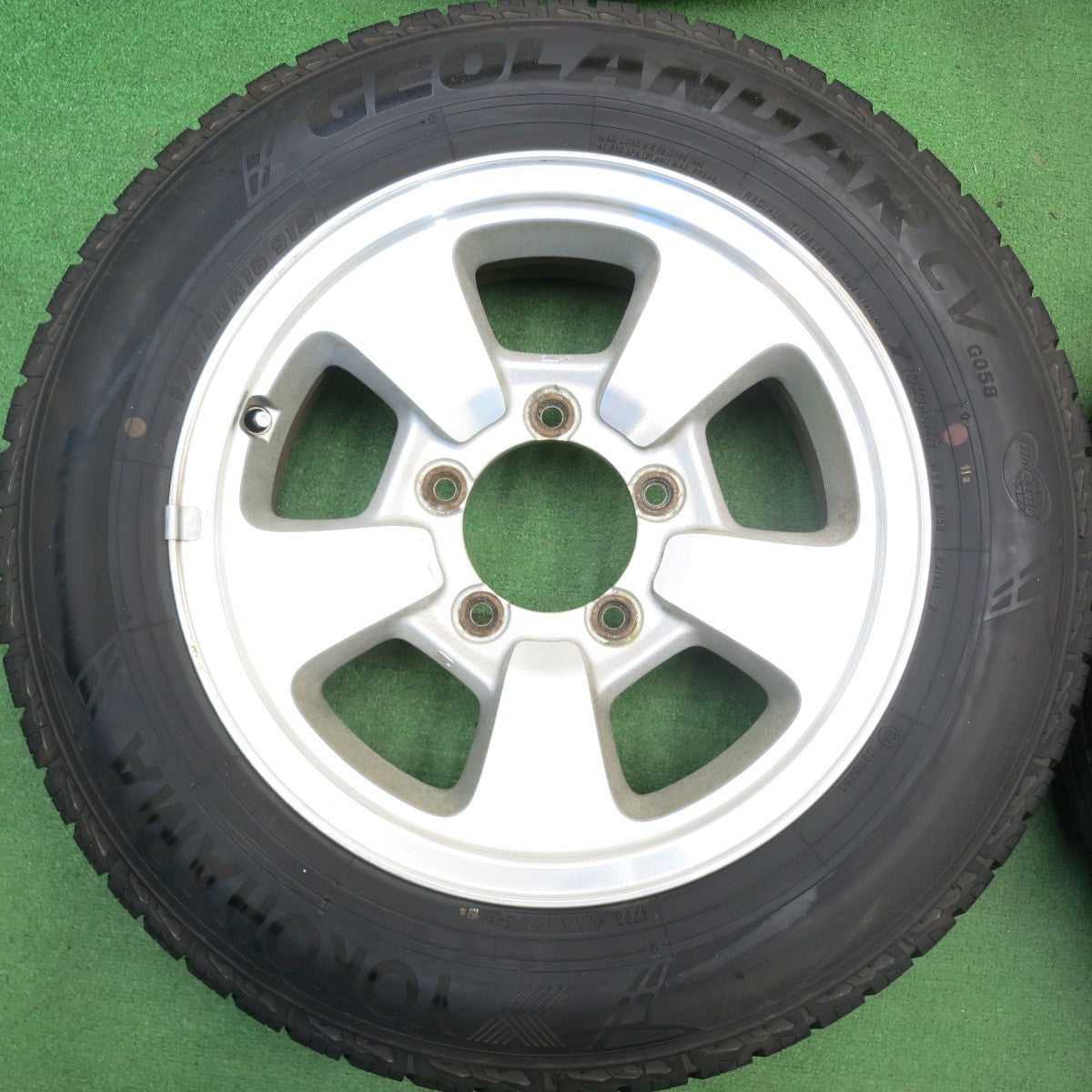 バリ溝！25年！9.5分★スズキ ジムニー 純正 ENKEI 175/80R16 ヨコハマ ジオランダー CV G058 16インチ エンケイ PCD139.7/5H★6040516HAノ