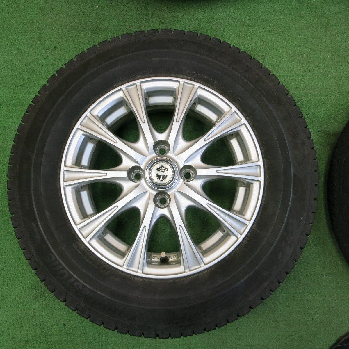 *送料無料* キレイ！21年★スタッドレス 185/70R14 ブリヂストン ブリザック VRX3 JOKER ジョーカー 14インチ PCD100/4H★4061004ナス