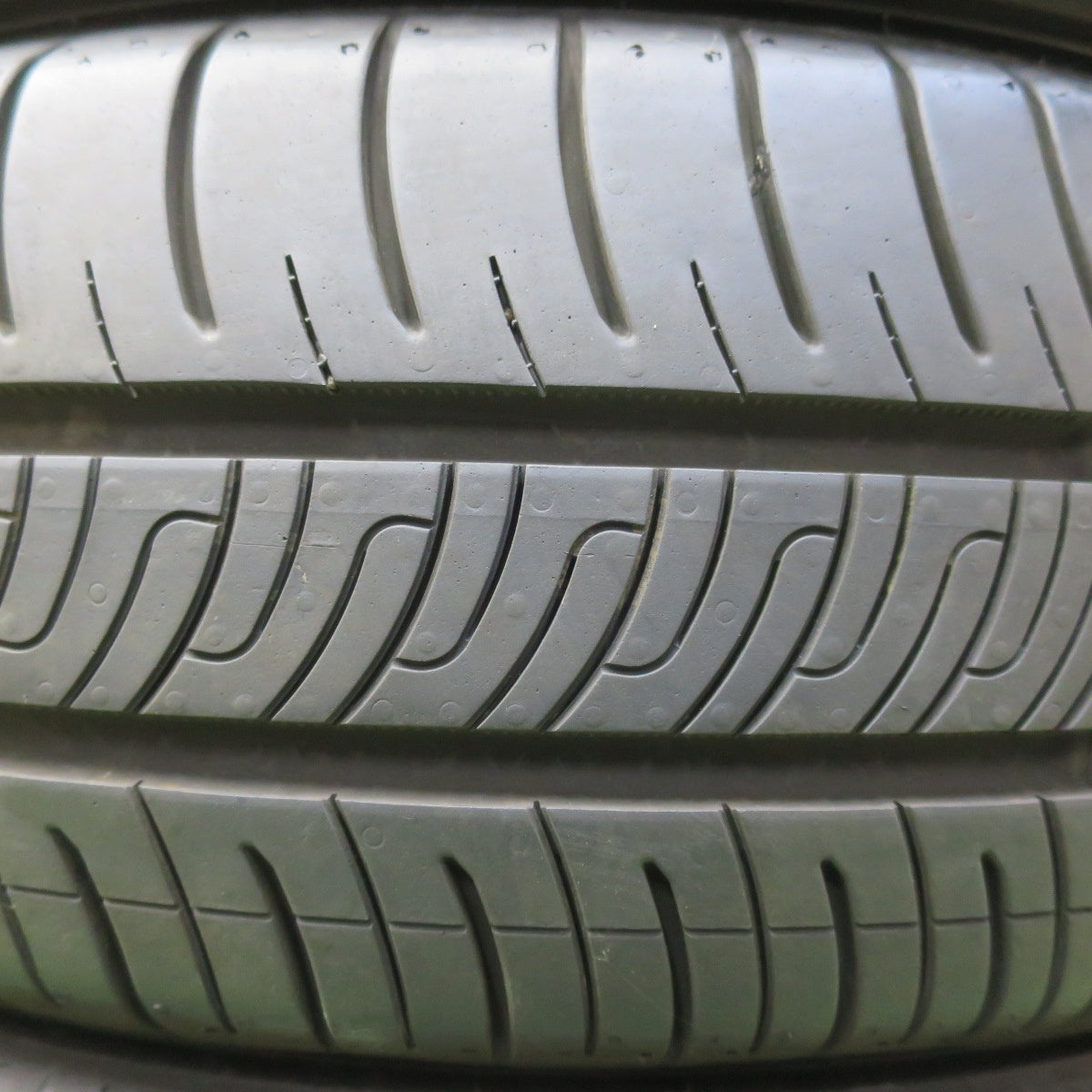 バリ溝！25年！9.5分以上★165/65R14 ダンロップ エナセーブ RV505 タイヤ 14インチ ルーミー タンク トール パッソ 等★6071404イノタ