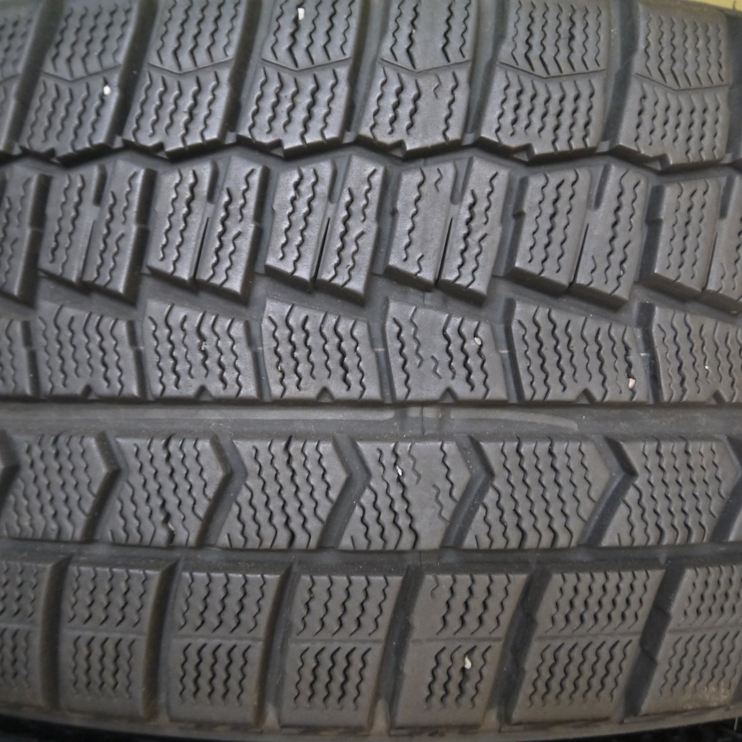 *送料無料* バリ溝！9.5分★トヨタ 220系 クラウン RS 純正 225/45R18 スタッドレス ダンロップ ウインターマックス WM02 PCD114.3/5H★4061009Hス