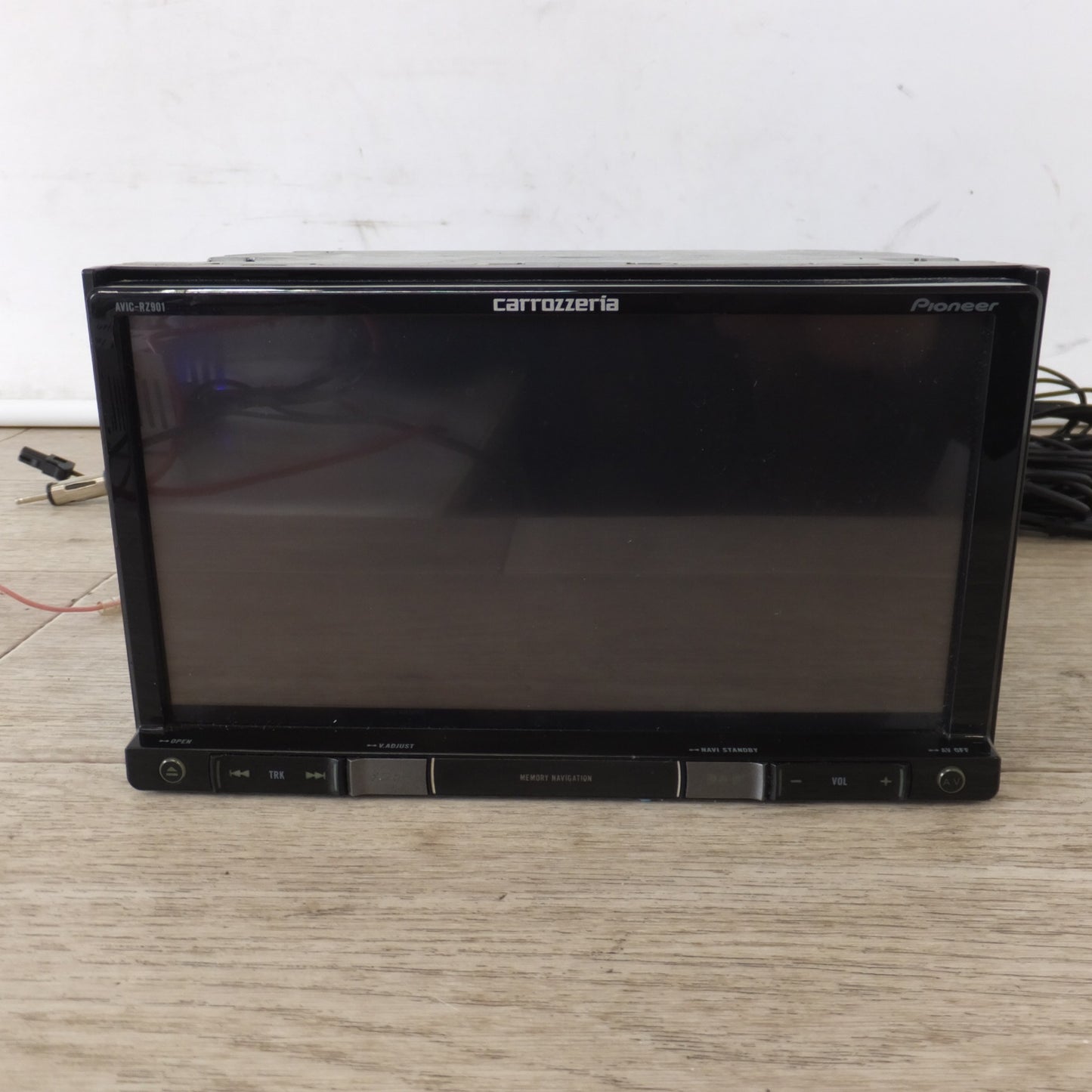 [送料無料] ★カロッツェリア carrozzeria AV一体型メモリーナビゲーション 楽ナビ AVIC-RZ901-R(12)★