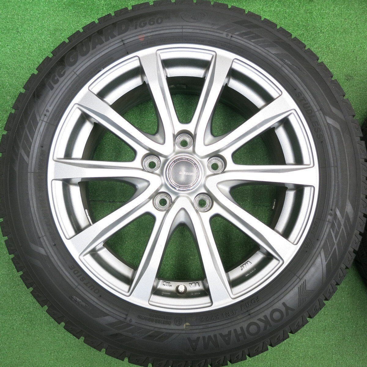 バリ溝！23年！キレイ！9.5分★スタッドレス 195/60R16 ヨコハマ アイスガード iG60 MiLLOUS ミルアス 16インチ PCD114.3/5H★4123105HAス